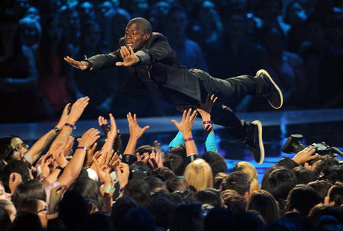 Kevin Hart jumped into the crowd.
Kevin Hart jumped into the crowd.