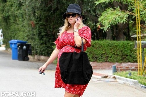 Pregnant Reese Witherspoon stepped out in red.
Pregnant Reese Witherspoon stepped out in red.