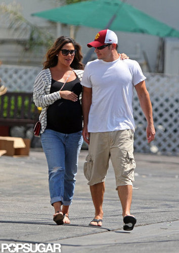 Nick Lachey and Vanessa Minnillo Have Breakfast While on Baby Watch Nick Lachey and Vanessa Minnillo Have Breakfast While on Baby Watch