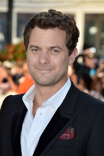 Diane Kruger and Josh Jackson Make a Sweet Sight at TIFF Diane Kruger and Josh Jackson Make a Sweet Sight at TIFF