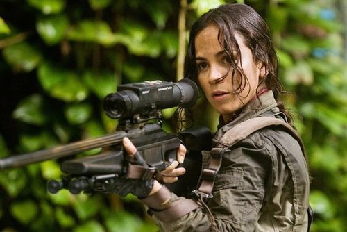 Extended Version of Fighting Scene into ‘Velociraptor’ (featuring recommended cast:  Alice Braga (Predator 2010)  