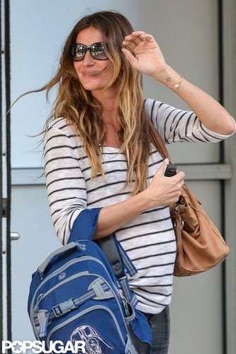 Gisele Bundchen Hits NYC as Tom Brady Hangs at Home With the Boys Gisele Bundchen Hits NYC as Tom Brady Hangs at Home With the Boys