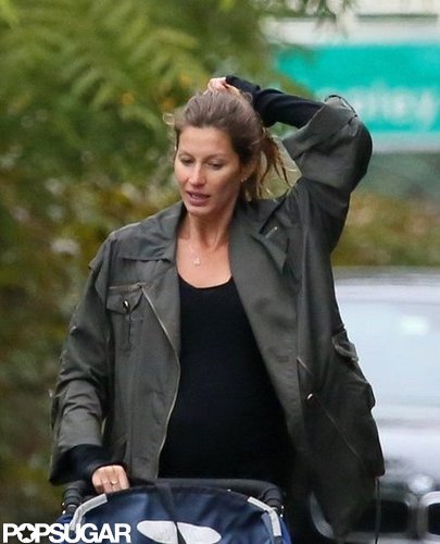 Gisele Bundchen Bumps Around Boston With Ben While Tom Hits the Field Gisele Bundchen Bumps Around Boston With Ben While Tom Hits the Field