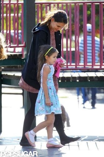 Katie Holmes and Suri Cruise hung out in Brooklyn.
Katie Holmes and Suri Cruise hung out in Brooklyn.