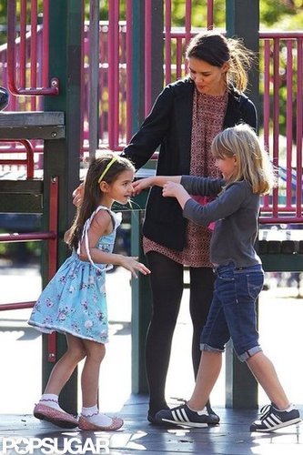 Katie Holmes accompanied Suri to a playground in Brooklyn.
Katie Holmes accompanied Suri to a playground in Brooklyn.