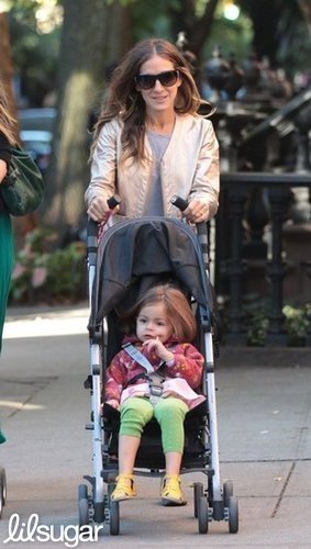 Sarah Jessica Parker got some fresh air with Tabitha during a stroll around NYC.
Sarah Jessica Parker got some fresh air with Tabitha during a stroll around NYC.