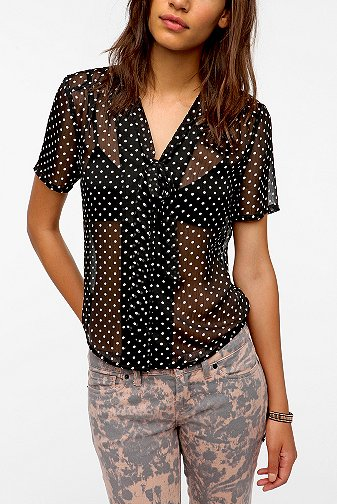 It's a little sheer for the office as is, but layer this Pins and Needles Sadie Tie-Neck Blouse ($20, originally $54) with a black cami underneath and it's the perfect ladylike top for your pencil skirt.
It's a little sheer for the office as is, but layer this Pins and Needles Sadie Tie-Neck Blouse ($20, originally $54) with a black cami underneath and it's the perfect ladylike top for your pencil skirt.