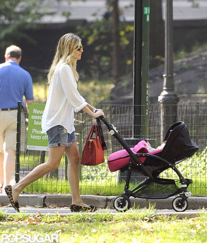 Sienna Miller and Adorable Baby Marlowe Explore NYC! Sienna Miller and Adorable Baby Marlowe Explore NYC!