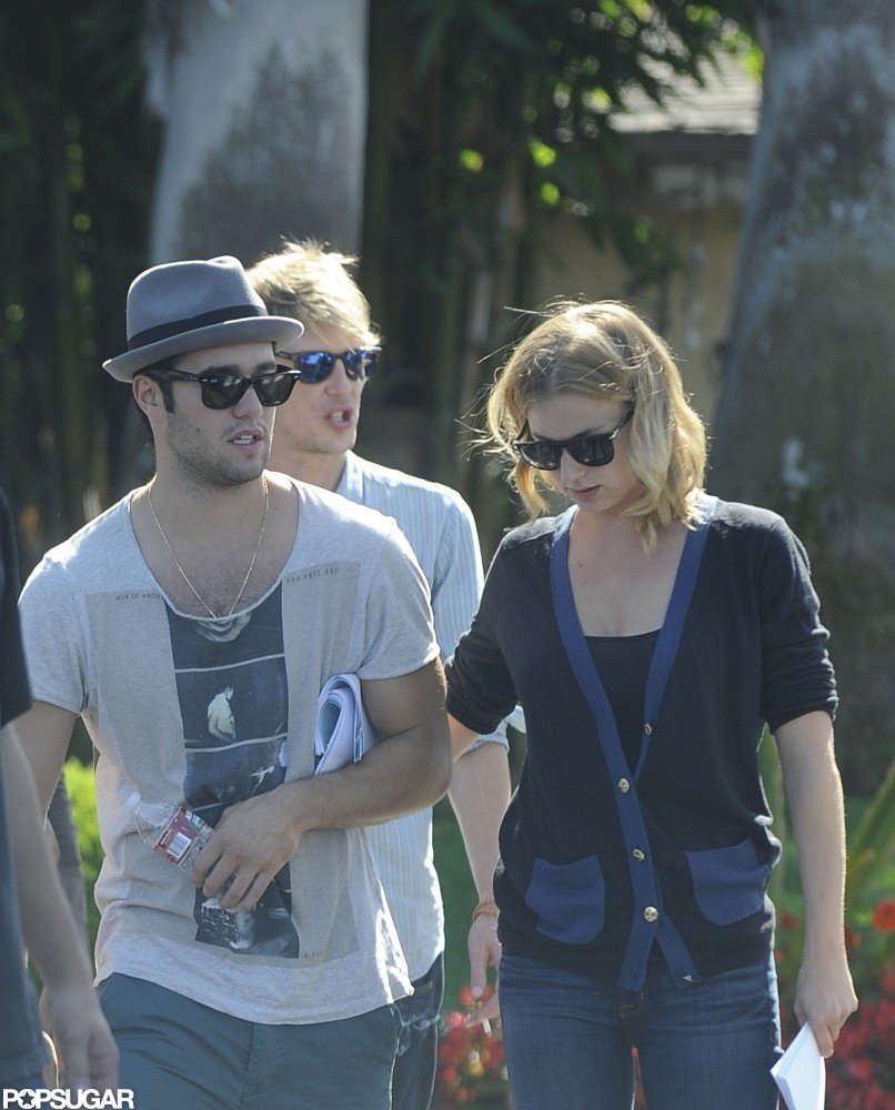 josh bowman emily vancamp dating 2014 Josh bowman is engaged to emily vancamp josh bowman dating history vancamp has been dating revenge co-star josh bowman since late 2011. josh bowman emily vancamp dating 2014 Josh bowman is engaged to emily vancamp josh bowman dating history vancamp has been dating revenge co-star josh bowman since late 2011.
