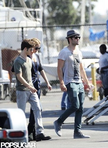 Joshua Bowman and Emily VanCamp were on the set of Revenge together with their costars in LA.
Joshua Bowman and Emily VanCamp were on the set of Revenge together with their costars in LA.