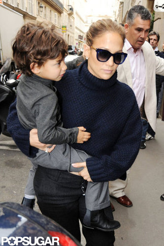 Jennifer Lopez Continues Her Busy PFW Day With Valentino and Casper Jennifer Lopez Continues Her Busy PFW Day With Valentino and Casper
