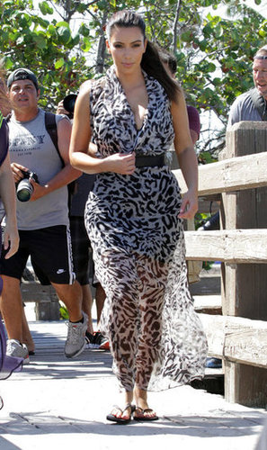 Kim and Kourtney Hit the Beach While Khloe Preps For The X Factor Kim and Kourtney Hit the Beach While Khloe Preps For The X Factor