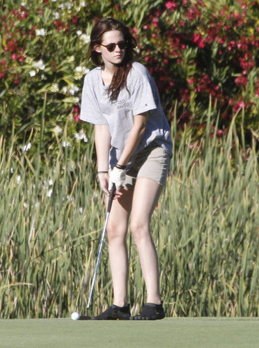 Kristen Stewart tried her hand at putting at a Malibu, CA, golf course in July 2012.
Kristen Stewart tried her hand at putting at a Malibu, CA, golf course in July 2012.