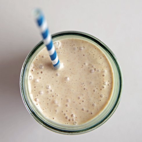 Banana Almond Smoothie Banana Almond Smoothie