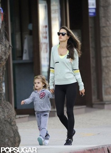 Alessandra Ambrosio and Anja Wear Workout Gear For a Girls' Day Alessandra Ambrosio and Anja Wear Workout Gear For a Girls' Day