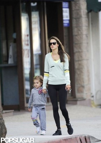 Alessandra Ambrosio and Anja Wear Workout Gear For a Girls' Day Alessandra Ambrosio and Anja Wear Workout Gear For a Girls' Day