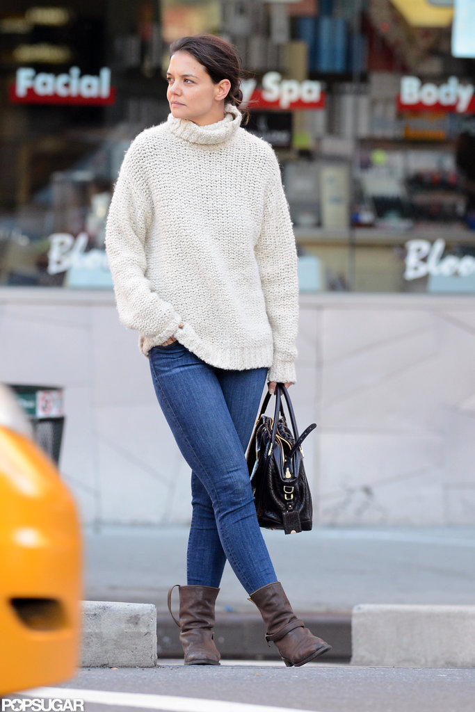  - Katie-Holmes-wore-jeans-cream-knit-her-outing-NYC