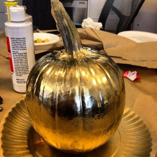 We tried our hand at creating fashion pumpkins for Halloween. It's amazing what a bit of spray paint can do.
We tried our hand at creating fashion pumpkins for Halloween. It's amazing what a bit of spray paint can do.