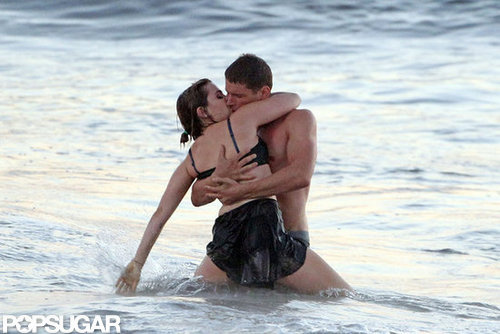 Parenthood's Mae Whitman Films a Sexy PDA Scene in Her Underwear Parenthood's Mae Whitman Films a Sexy PDA Scene in Her Underwear