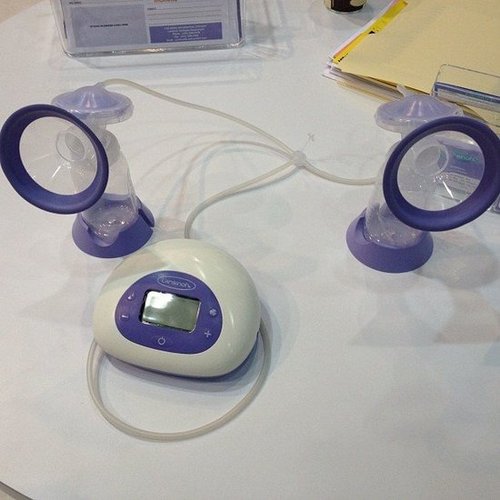 Lansinoh's new Affinity Pro will feature three different pumping curves and the first (and only) rotary pump when it hits store shelves in January.
Lansinoh's new Affinity Pro will feature three different pumping curves and the first (and only) rotary pump when it hits store shelves in January.
