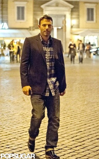 Ben Affleck Takes the Night Off to Dine at a Roman Hot Spot Ben Affleck Takes the Night Off to Dine at a Roman Hot Spot