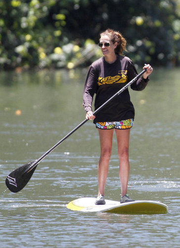Julia Roberts went paddleboarding with a grin in Hawaii over Summer 2012.
Julia Roberts went paddleboarding with a grin in Hawaii over Summer 2012.