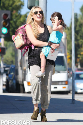Sarah Michelle Gellar and Charlotte Prinze chatted as they strolled in LA.
Sarah Michelle Gellar and Charlotte Prinze chatted as they strolled in LA.