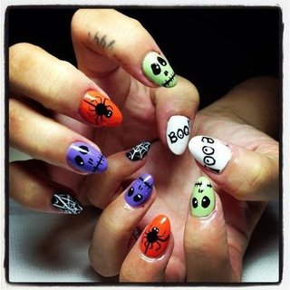 Lily Allen's Halloween Nail Art
