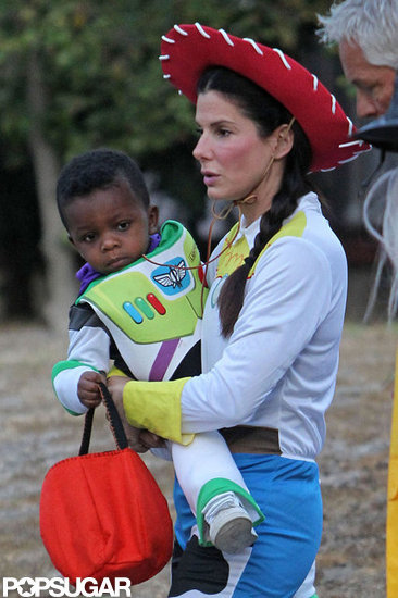 Sandra and Louis Are a Picture-Perfect Pixar Pair For Halloween Sandra and Louis Are a Picture-Perfect Pixar Pair For Halloween