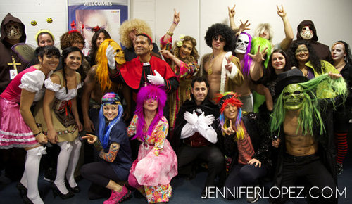 Jennifer Lopez and Casper Smart got into character with the rest of her backup dancers, singers, and touring crew.
Source: Twitter user JLo
Jennifer Lopez and Casper Smart got into character with the rest of her backup dancers, singers, and touring crew.
Source: Twitter user JLo