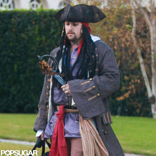 Joel Madden dressed as Captain Jack Sparrow.
Joel Madden dressed as Captain Jack Sparrow.