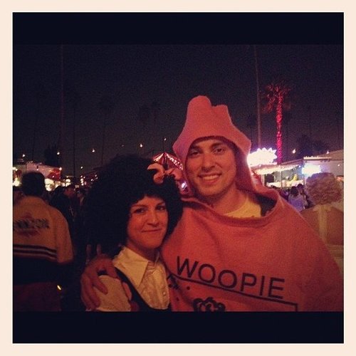 Bones costars John Daley and Carla Gallo snapped a photo together.
Source: Instagram user carlgal
Bones costars John Daley and Carla Gallo snapped a photo together.
Source: Instagram user carlgal