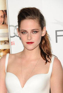 Kristen Stewart Wears Rich Burgundy Makeup For On The Road