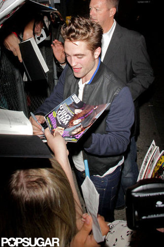 Robert Pattinson greeted fans in Los Angeles.
Robert Pattinson greeted fans in Los Angeles.