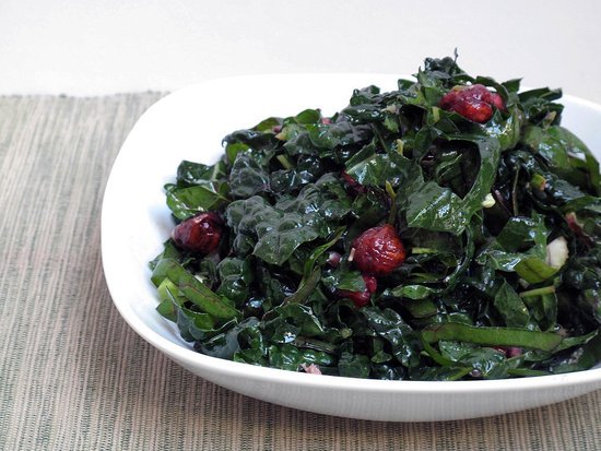 For nights when something hearty — but healthy — will only do, make time for this pomegranate, hazelnut, and Winter greens salad. The kale and chard give the dish an earthy feel, while the pomegranate-molasses dressing brings in a hint of sweetness.
For nights when something hearty — but healthy — will only do, make time for this pomegranate, hazelnut, and Winter greens salad. The kale and chard give the dish an earthy feel, while the pomegranate-molasses dressing brings in a hint of sweetness.