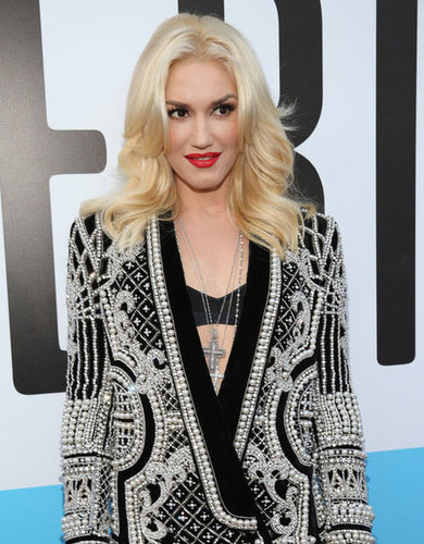 Gwen Stefani Arrives at the AMAs Ahead of Her Performance With No Doubt Gwen Stefani Arrives at the AMAs Ahead of Her Performance With No Doubt