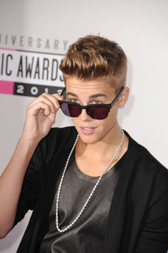 Justin Bieber wore sunglasses on the red carpet.
Justin Bieber wore sunglasses on the red carpet.