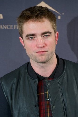 Robert Pattinson was in Madrid.
Robert Pattinson was in Madrid.