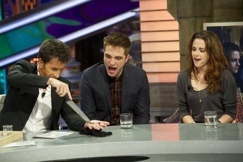 Breaking Dawn Part 2 is #1 — See All the Photos From Twilight's Final Press Tour! Breaking Dawn Part 2 is #1 — See All the Photos From Twilight's Final Press Tour!