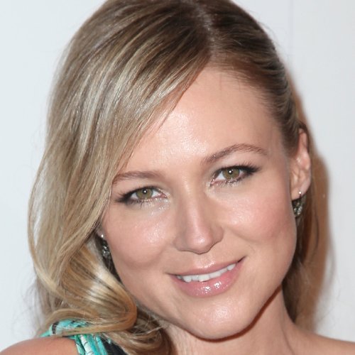Jewel Talks About Motherhood