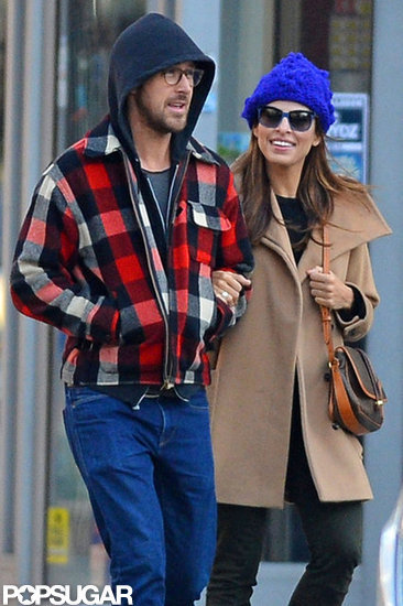 Ryan Gosling and Eva Mendes smiled in NYC.
Ryan Gosling and Eva Mendes smiled in NYC.