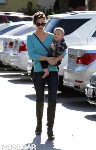 January Jones Steps Out With Xander and New Brunette Locks January Jones Steps Out With Xander and New Brunette Locks