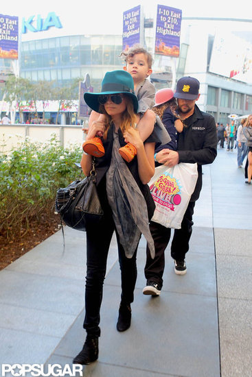 Nicole Richie and Joel Madden took Harlow and Sparrow to the Yo Gabba Gabba show in LA.
Nicole Richie and Joel Madden took Harlow and Sparrow to the Yo Gabba Gabba show in LA.