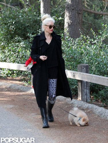 Gwen Stefani wore patterned pants for a walk in the park.
Gwen Stefani wore patterned pants for a walk in the park.