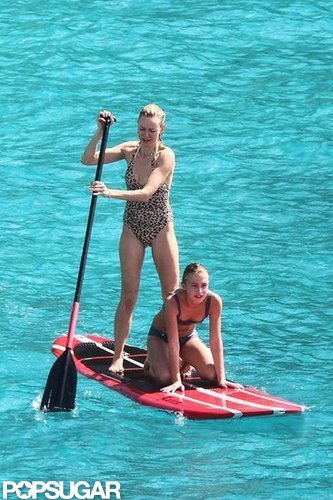 Naomi Splashes Around in a Bikini With Shirtless Liev Schreiber & Sons Naomi Splashes Around in a Bikini With Shirtless Liev Schreiber & Sons