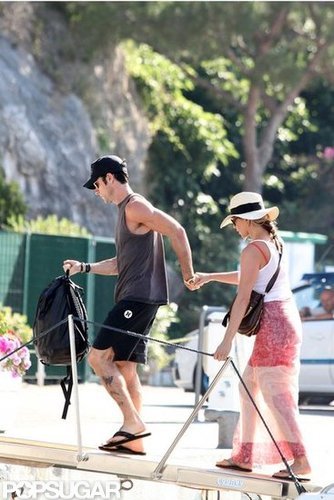 In Italy, Justin Theroux guided Jennifer Aniston off a yacht after a romantic day in June.
In Italy, Justin Theroux guided Jennifer Aniston off a yacht after a romantic day in June.
