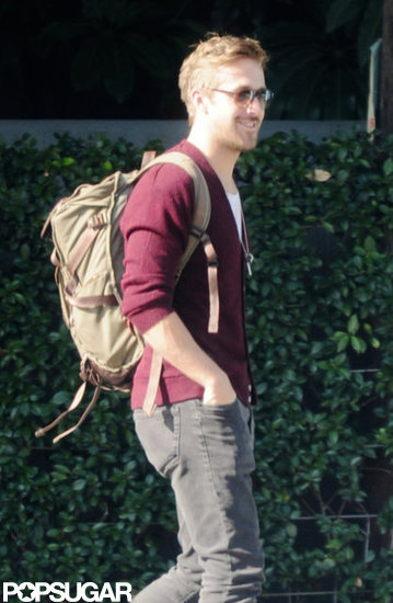 Ryan Gosling carried a backpack in LA. Ryan Gosling carried a backpack in LA.