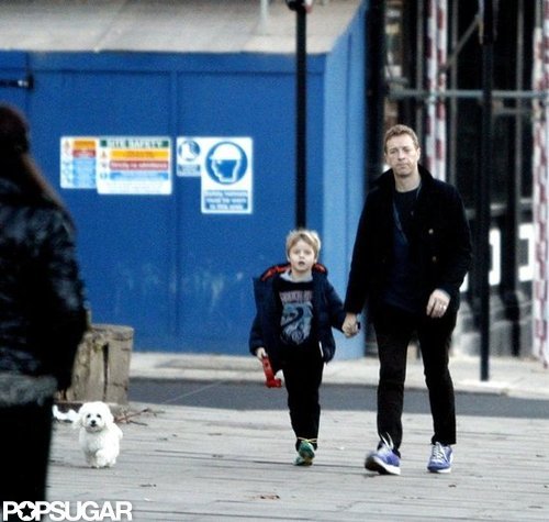 Gwyneth Paltrow Heads Into LA as Chris Martin Hangs at Home in London Gwyneth Paltrow Heads Into LA as Chris Martin Hangs at Home in London