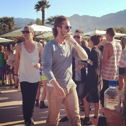 We spotted Gerard Butler keeping a low profile as he strolled the Coachella grounds.
We spotted Gerard Butler keeping a low profile as he strolled the Coachella grounds.