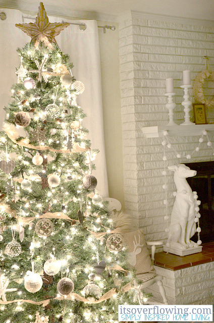 White Christmas theme 